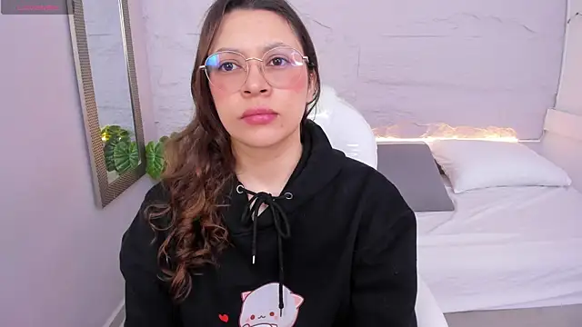 Snapshot of lanna_18_ chatting on August 1, 2026, 11:53 am lanna 18 online show from August 1, 2026, 11:53 am