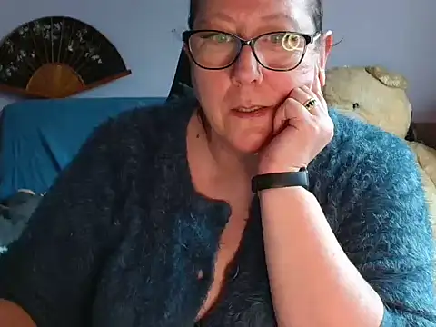 xmyriamx online show from February 21, 2026, 10:27 am