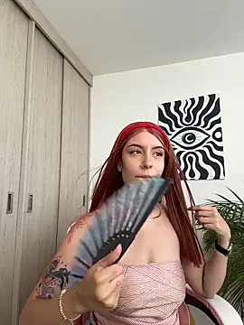 alesziarose  online show from June 21, 2026, 9:06 pm
