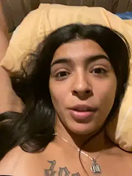 morennacaliente666 online show from February 7, 2026, 4:11 pm