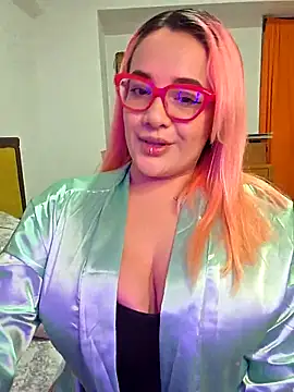 Snapshot of Nova-Satela chatting on February 10, 2026, 6:01 pm Nova-Satela online show from February 10, 2026, 6:01 pm