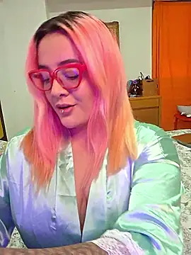 Snapshot of Nova-Satela chatting on February 11, 2026, 6:13 pm Nova-Satela online show from February 11, 2026, 6:13 pm