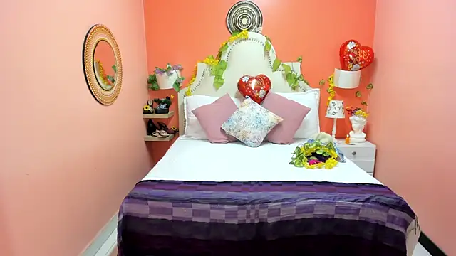 Dalila Najjar  online show from April 26, 2026, 2:59 pm