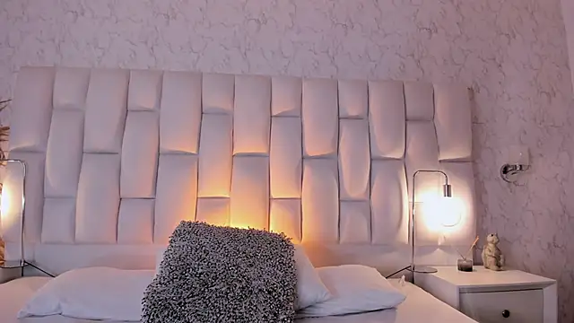 Snapshot of MassimoCo_ chatting on March 22, 2026, 12:03 am MassimoCo online show from March 22, 2026, 12:03 am