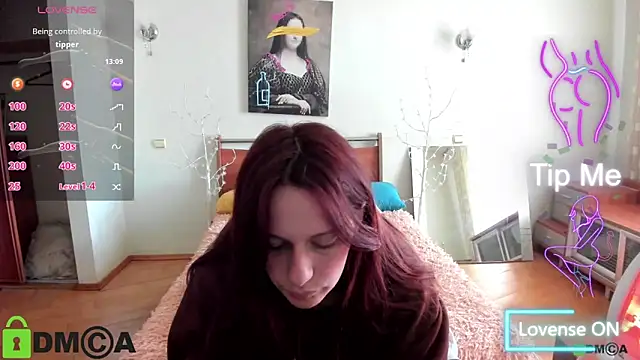Lily Viola online show from April 28, 2026, 7:57 am