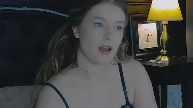 Mila Hart online show from January 10, 2026, 6:31 pm