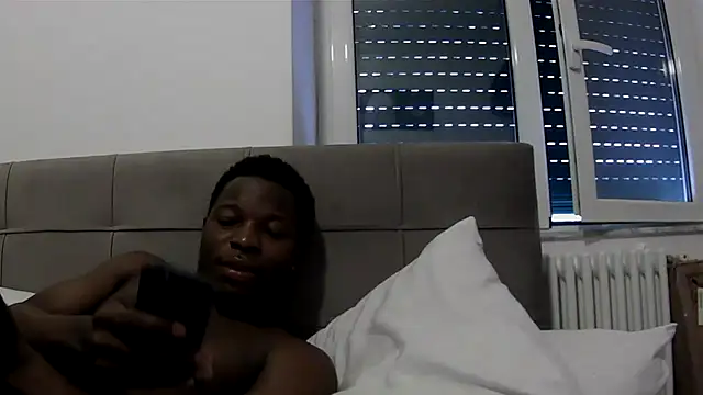 Snapshot of Bigchocco chatting on May 12, 2026, 5:59 am Bigchocco online show from May 12, 2026, 5:59 am