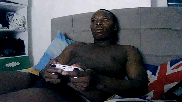 Snapshot of Bigchocco chatting on July 14, 2026, 11:43 pm Bigchocco online show from July 14, 2026, 11:43 pm