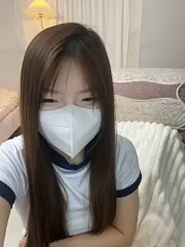  xiaoxinxin  online show from April 24, 2026, 2:30 pm