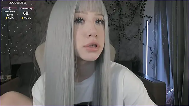 Snapshot of Necucubi02 chatting on April 10, 2026, 12:38 am Necucubi02 online show from April 10, 2026, 12:38 am