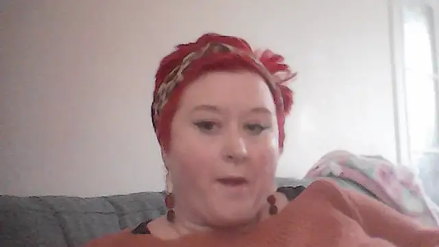 Snapshot of BustyRedxx chatting on March 8, 2026, 4:11 pm BustyRedxx online show from March 8, 2026, 4:11 pm