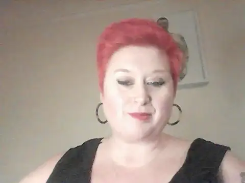 Snapshot of BustyRedxx chatting on March 12, 2026, 6:36 pm BustyRedxx online show from March 12, 2026, 6:36 pm