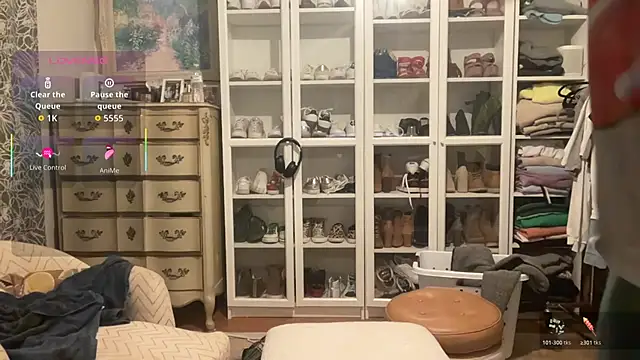 Snapshot of wolverinedream chatting on March 20, 2026, 11:26 am wolverinedream online show from March 20, 2026, 11:26 am