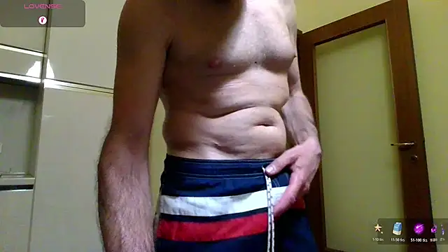 Snapshot of Ele7b5 chatting on May 24, 2026, 9:42 pm Ele7b5 online show from May 24, 2026, 9:42 pm