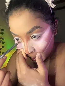 Isabella Belmont online show from March 19, 2026, 7:34 am