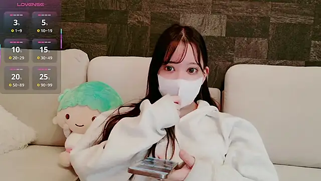 Snapshot of Mayu_000 chatting on April 2, 2026, 12:14 pm Mayu 000 online show from April 2, 2026, 12:14 pm