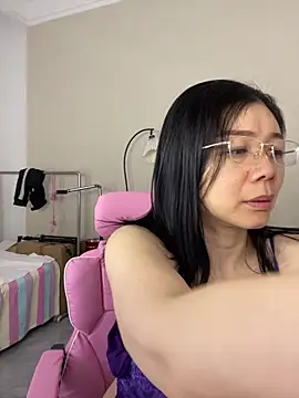 lukee666 online show from March 7, 2026, 4:31 am