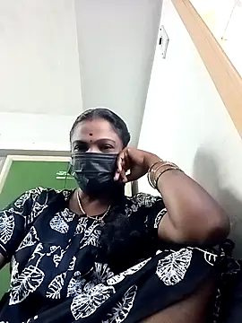 Snapshot of Tamil_Maha69 chatting on April 8, 2026, 2:11 am Tamil Maha69 online show from April 8, 2026, 2:11 am