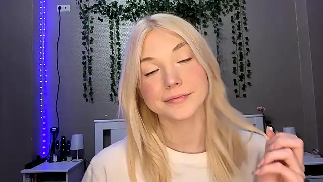 Snapshot of LlsabethHaze chatting on January 8, 2026, 5:04 pm LlsabethHaze online show from January 8, 2026, 5:04 pm