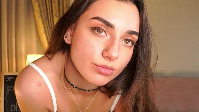 MinnaShummon online show from January 31, 2026, 7:11 pm