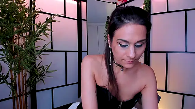 ClaraSweetTV online show from August 4, 2026, 11:18 pm