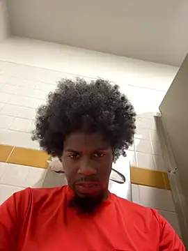 James816 online show from February 5, 2026, 11:31 pm