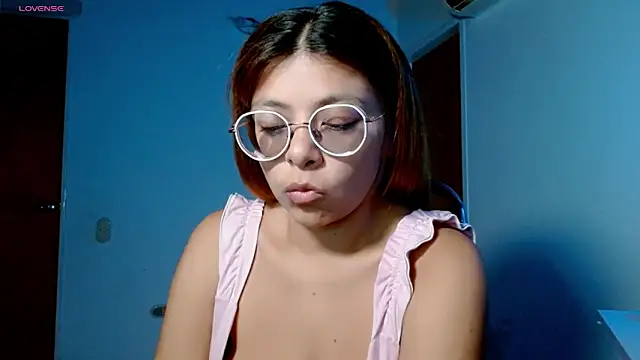 Princess Venus online show from April 26, 2026, 7:39 am