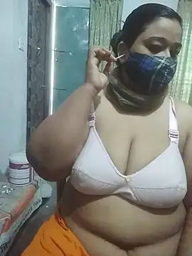 Snapshot of momo_loves chatting on March 3, 2026, 3:23 am momo loves online show from March 3, 2026, 3:23 am