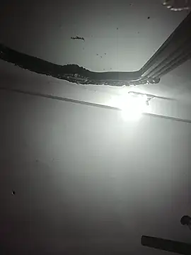 Snapshot of momo_loves chatting on March 18, 2026, 6:55 pm momo loves online show from March 18, 2026, 6:55 pm