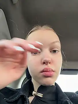 AshleyMur online show from June 21, 2026, 8:39 am