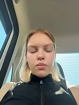AshleyMur online show from June 29, 2026, 4:41 am