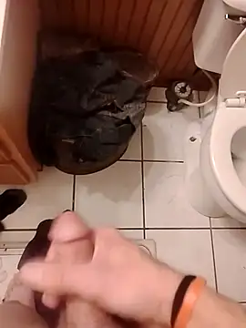 dannyK1505- online show from January 10, 2026, 11:53 pm