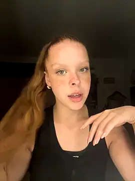 Snapshot of Piaaa3 chatting on January 7, 2026, 5:54 am Piaaa3 online show from January 7, 2026, 5:54 am