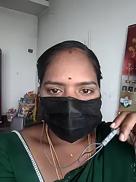 Snapshot of Tamil_Hot_Divya chatting on January 7, 2026, 6:38 am Tamil Hot Divya online show from January 7, 2026, 6:38 am