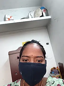 Snapshot of Tamil_Hot_Divya chatting on January 11, 2026, 1:32 am Tamil Hot Divya online show from January 11, 2026, 1:32 am