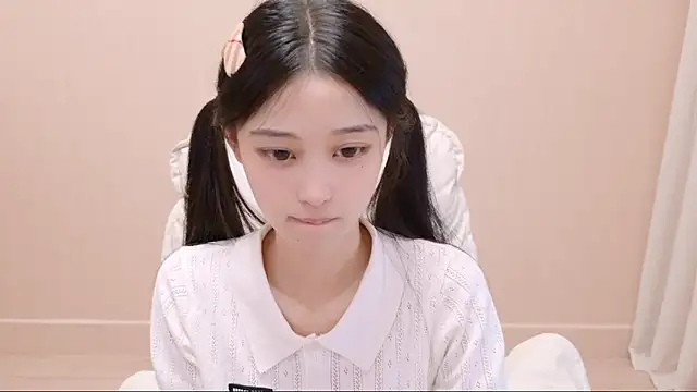 iiiiiiiiiu online show from May 11, 2026, 2:45 pm