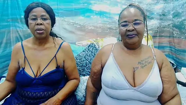 Snapshot of SEXY_MATURExx chatting on August 5, 2026, 5:05 pm SEXY MATURExx online show from August 5, 2026, 5:05 pm