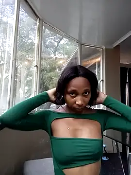 ExtraDoll online show from April 24, 2026, 7:22 am