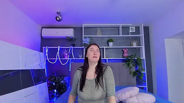 Snapshot of StephieRousee chatting on April 27, 2026, 5:16 am StephieRousee online show from April 27, 2026, 5:16 am