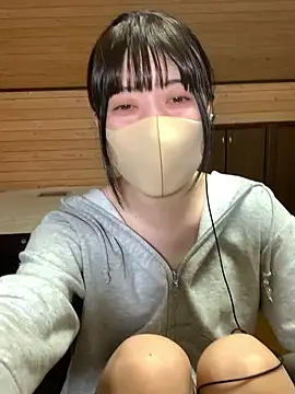 minami room online show from April 9, 2026, 1:27 pm