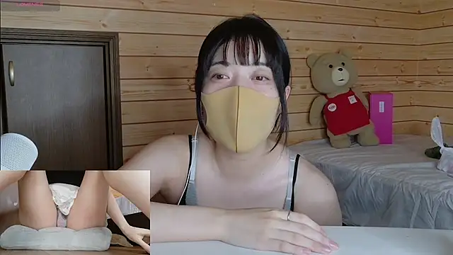 minami room online show from August 4, 2026, 4:48 am