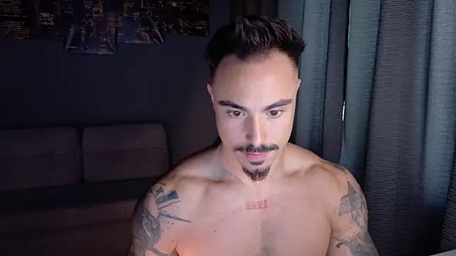 Snapshot of Master_Lukas chatting on April 26, 2026, 12:14 pm Master Lukas online show from April 26, 2026, 12:14 pm