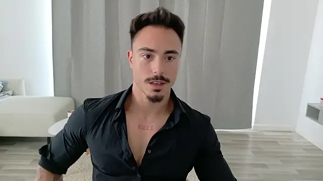 Snapshot of Master_Lukas chatting on May 12, 2026, 1:19 pm Master Lukas online show from May 12, 2026, 1:19 pm