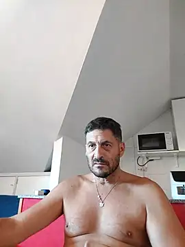 Snapshot of colosone chatting on September 18, 2025, 1:02 pm colosone online show from September 18, 2025, 1:02 pm