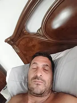 Snapshot of colosone chatting on September 28, 2025, 1:49 pm colosone online show from September 28, 2025, 1:49 pm