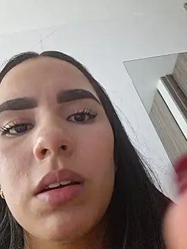 Snapshot of ZaraClarck chatting on January 14, 2026, 11:42 pm ZaraClarck online show from January 14, 2026, 11:42 pm