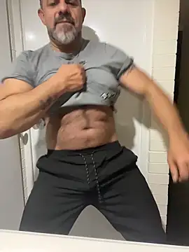 Snapshot of wolfbucker chatting on January 15, 2026, 6:18 am wolfbucker online show from January 15, 2026, 6:18 am