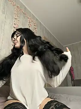 pinkfondnes online show from March 13, 2026, 9:10 pm