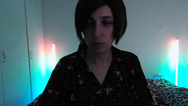 HoneyValentine online show from March 19, 2026, 8:46 pm