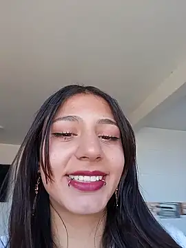 Katteyes   online show from February 21, 2026, 6:42 pm